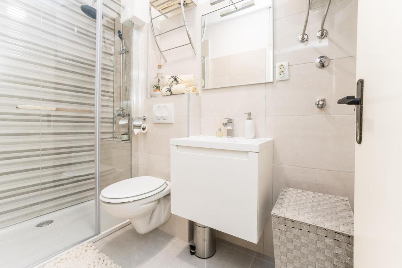 Apartman Evita Zara Esterno foto