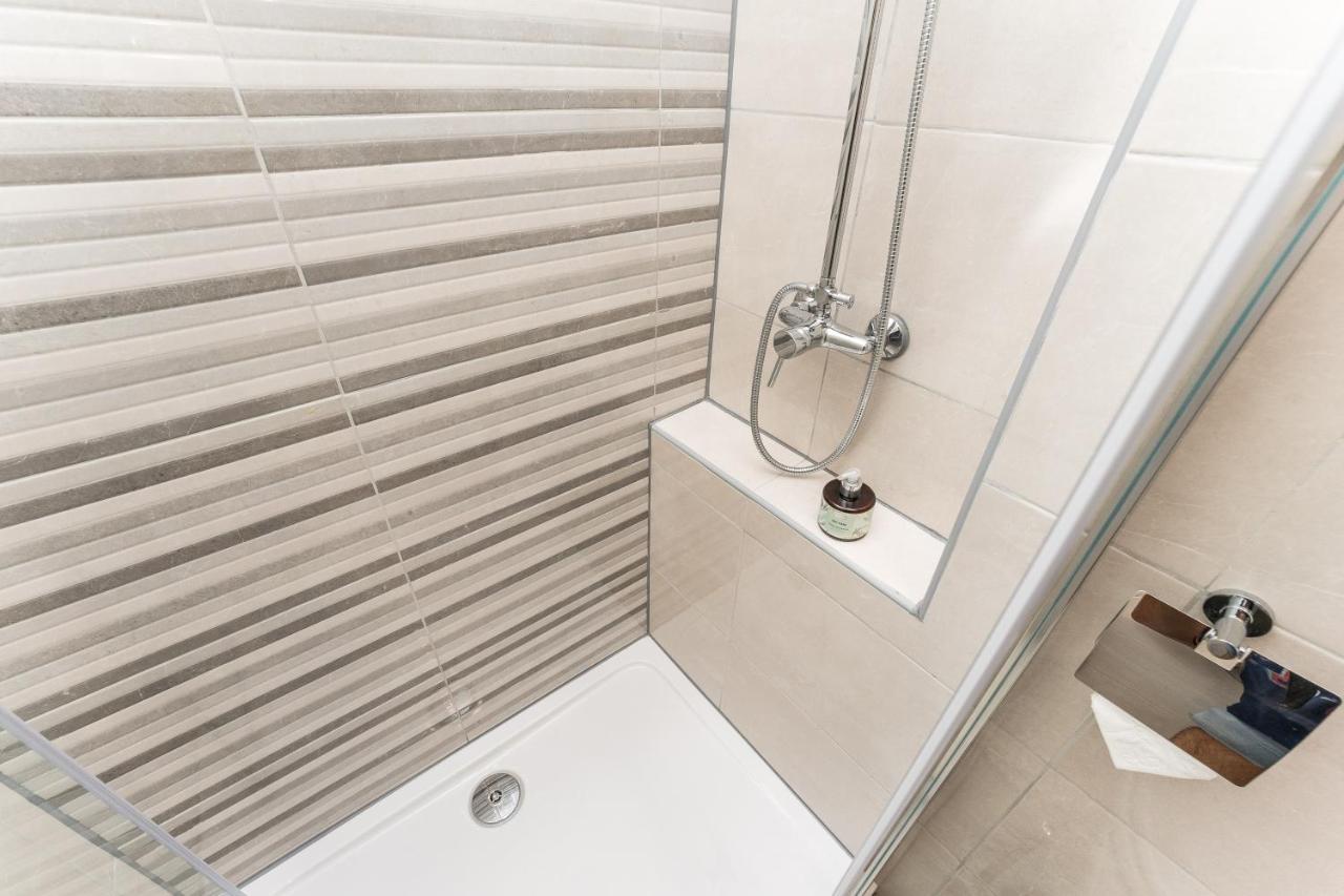 Apartman Evita Zara Esterno foto